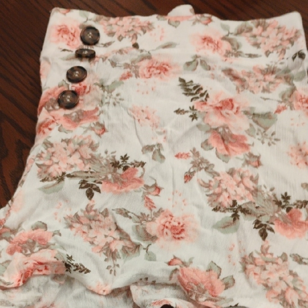 Rue21 High Waist White and Pink Floral Shorts
